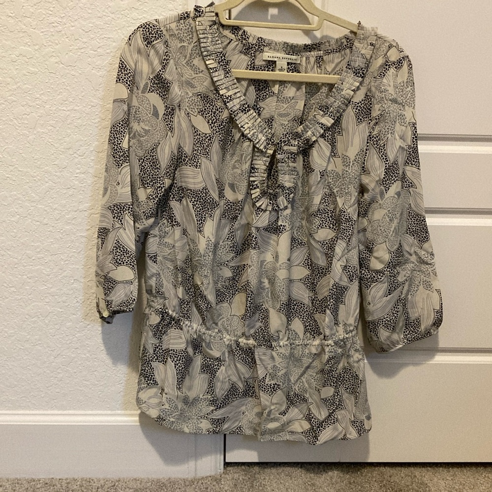 Banana Republic blouse